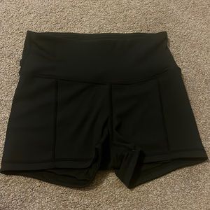 Mona B athletic shorts size small